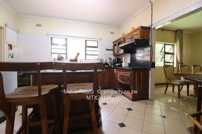 Family Home in Borrowdale Brooke Estate