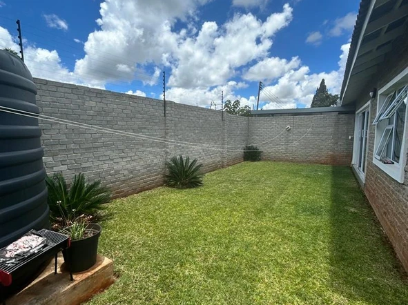 2 Bedroom Garden Flat