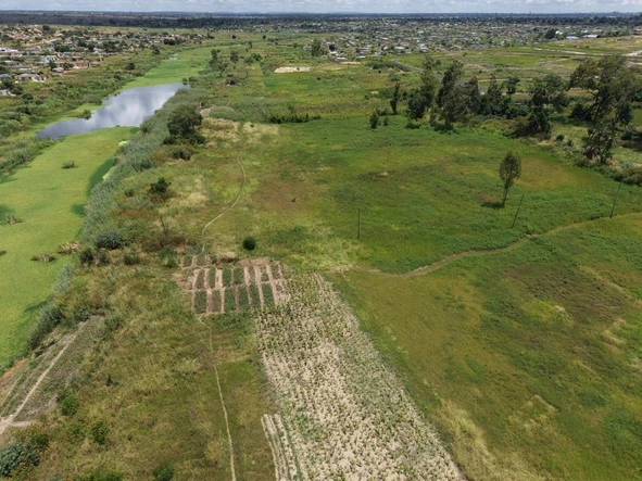 Commercial & Industrial Land