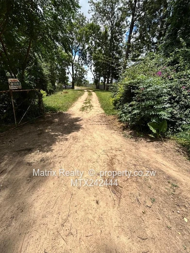 5 Hectares of Land for Sale in Stoneridge