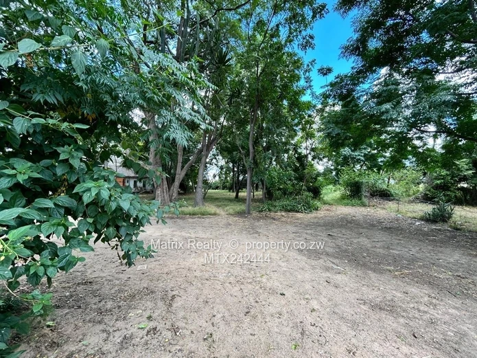 5 Hectares of Land for Sale in Stoneridge