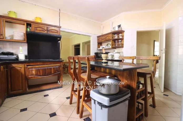 Family Home in Borrowdale Brooke Estate