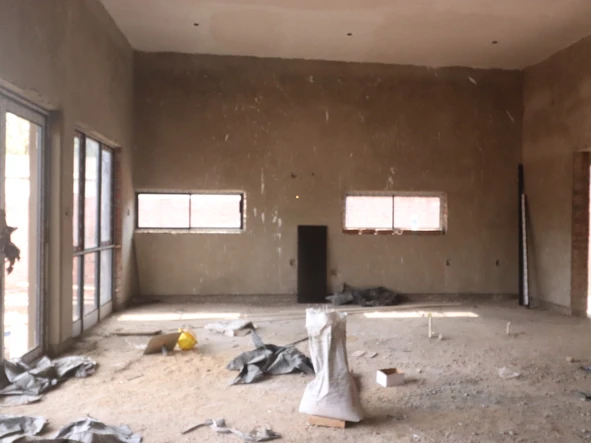 3 Bedroom Flat & Apartment