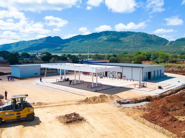 2 Bedroom Flat & Apartment