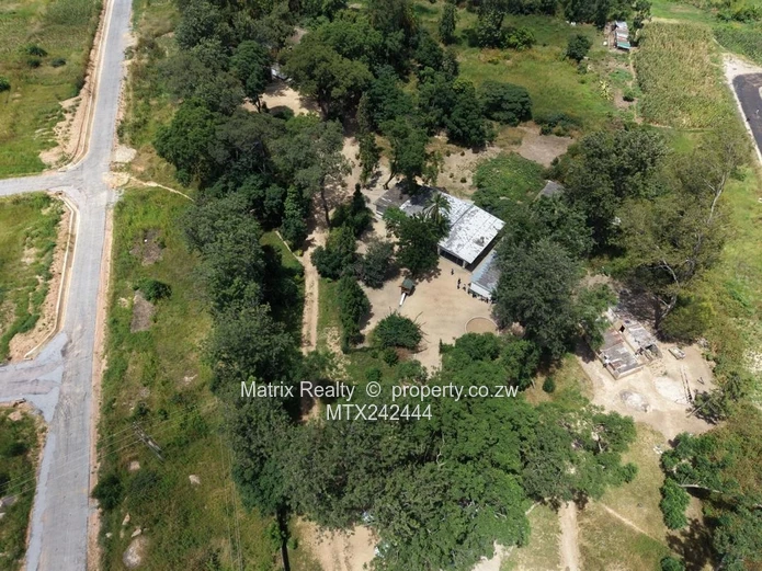 5 Hectares of Land for Sale in Stoneridge